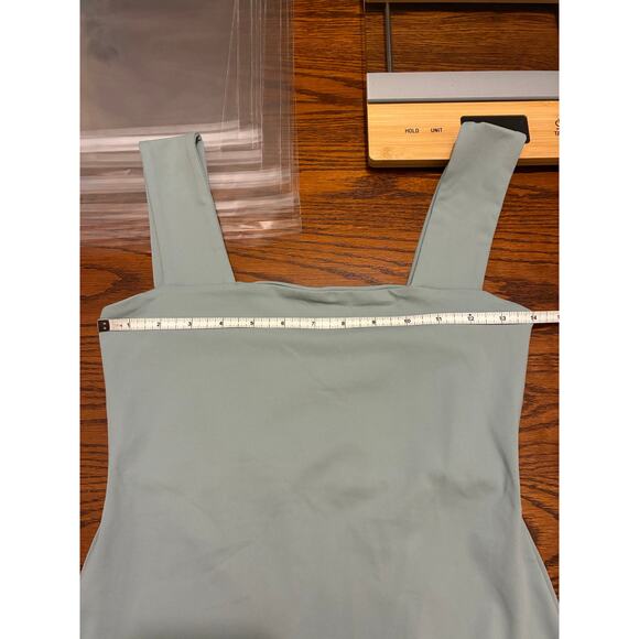 Susana Monaco Essential Wide Strap Tank Top Celadon Small NEW - Picture 4 of 5